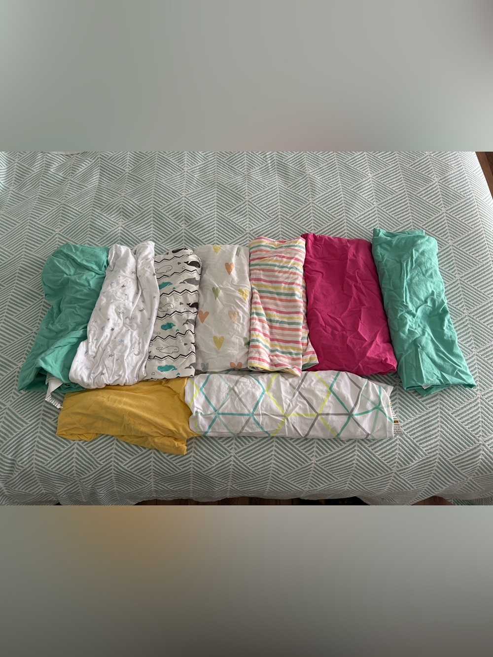 9-play yard crib sheets (Pack n play) Multi-color Cotton/cotton knit.  Set of 9